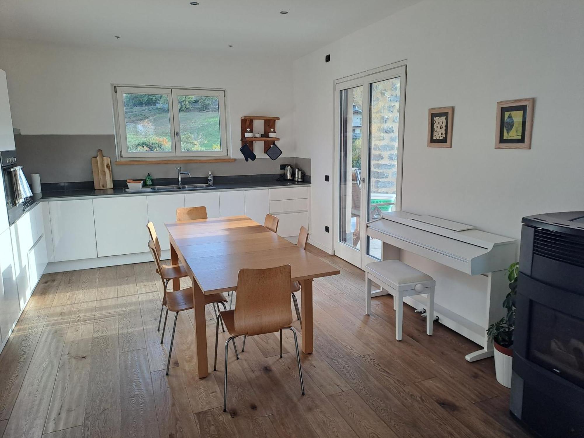 Aosta Stunning Panoramic Views From Modern Two Bedroom Apartment מראה חיצוני תמונה