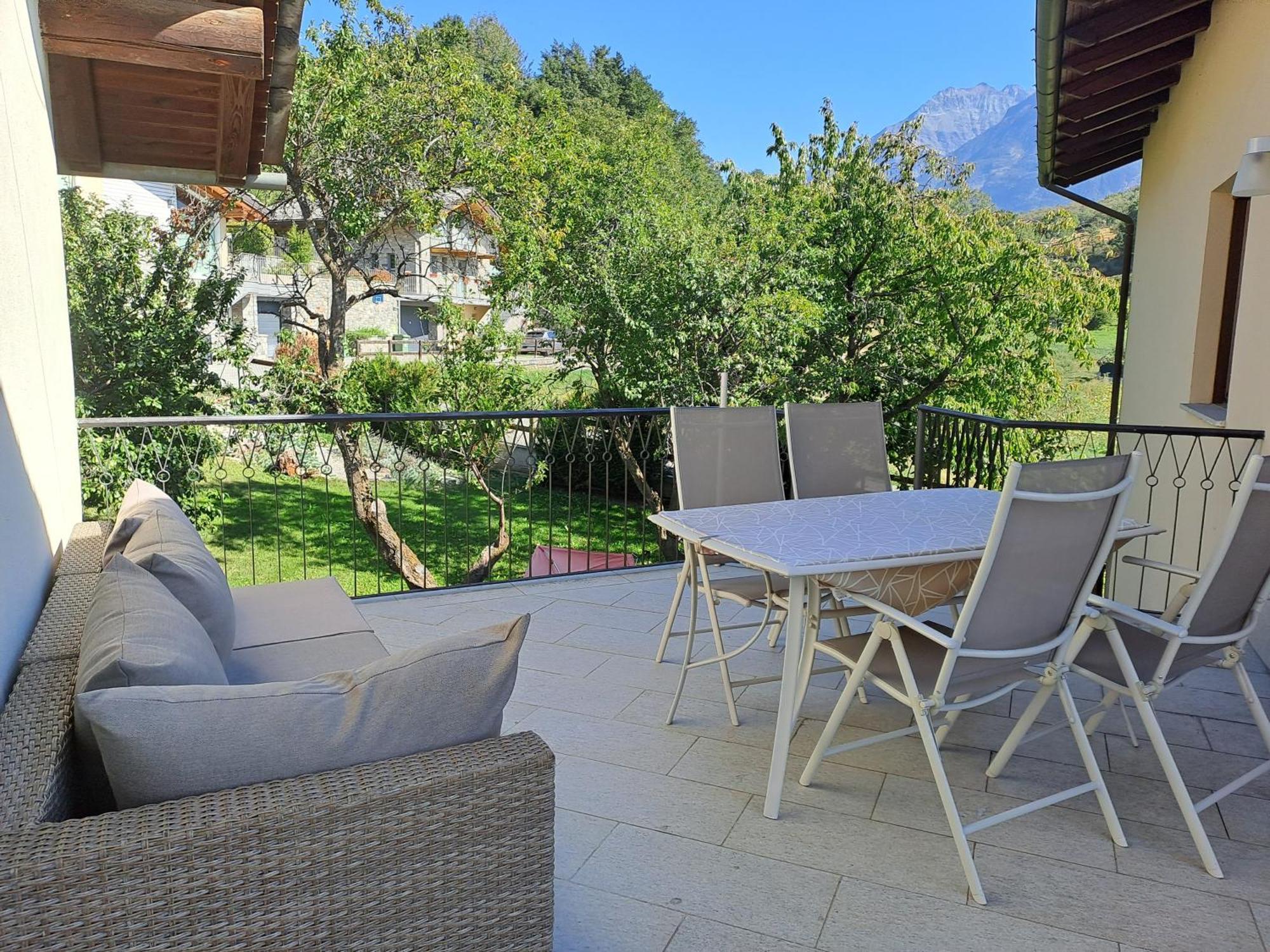 Aosta Stunning Panoramic Views From Modern Two Bedroom Apartment מראה חיצוני תמונה